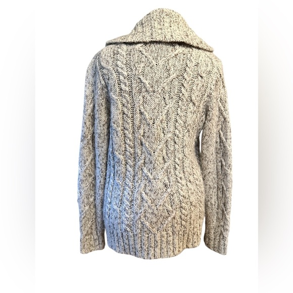 Banana Republic 100% Wool Cable Knit Toggle Cardigan Women's Size Small Beige - Picture 3 of 9